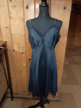 Vintage Full Slip Navy Blue Mesh Size 40 Skylon Nylon No Brand Read